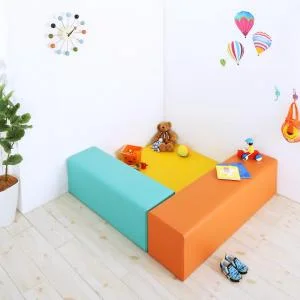 法人様必見。子供に安全安心のコーナー型キッズプレイマット Pop Kids ポップキッズ プレイマット スツール 60×30