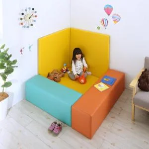 法人様必見。子供に安全安心のコーナー型キッズプレイマット Pop Kids ポップキッズ プレイマット スツール 60×30