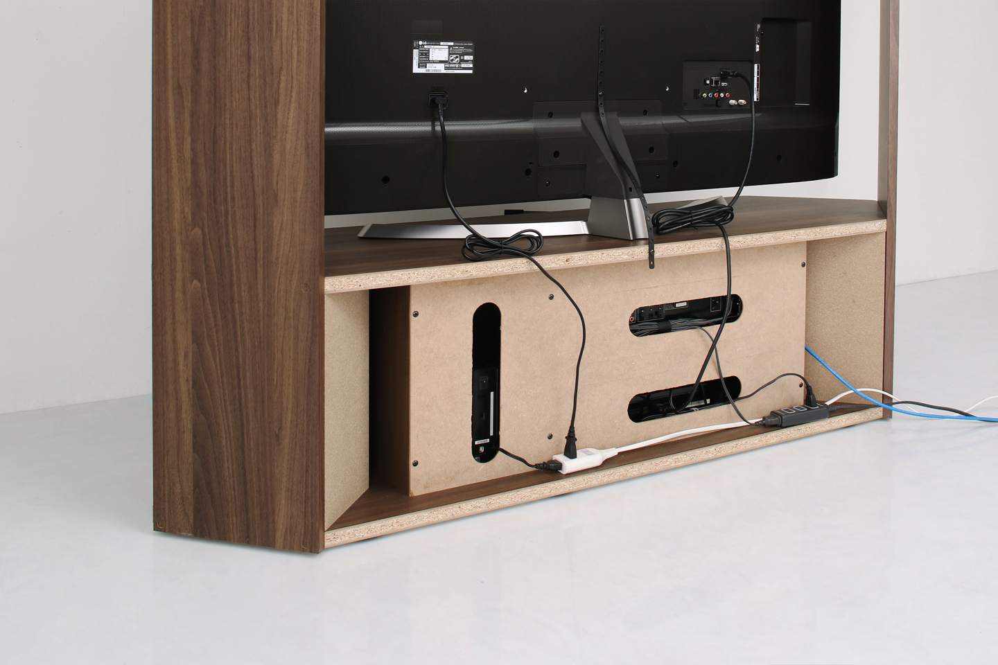 大型テレビ65V型まで対応 ハイタイプテレビボード XX ダブルエックス