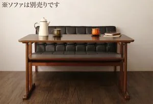 一家団らんのひとときを彩る レトロモダンソファダイニング Easily イーズリー ダイニングソファ